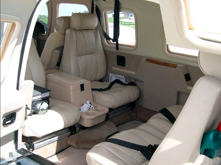foto dell'aereo Piper PA34 Seneca